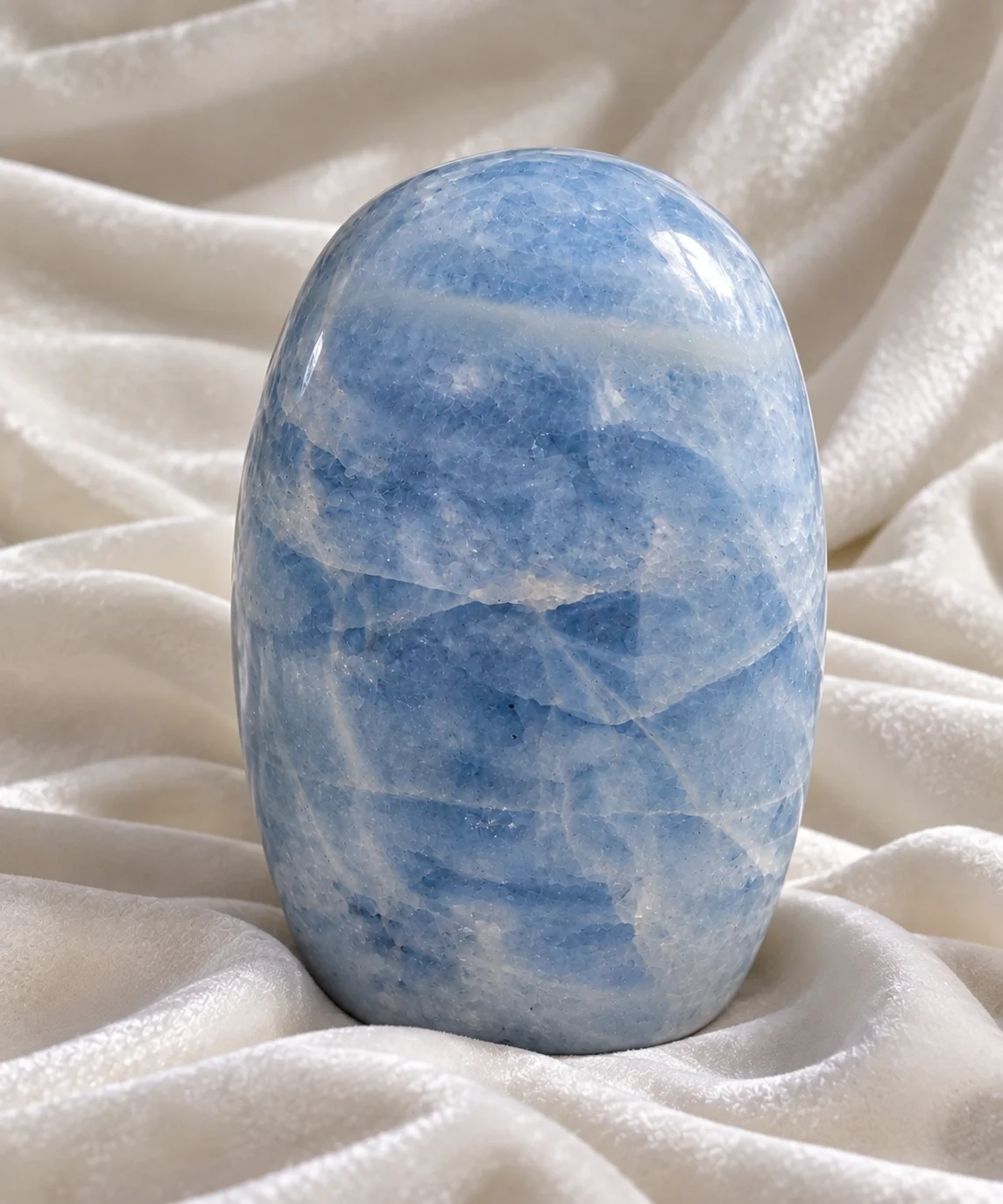 Celestite Freeform – 740 g